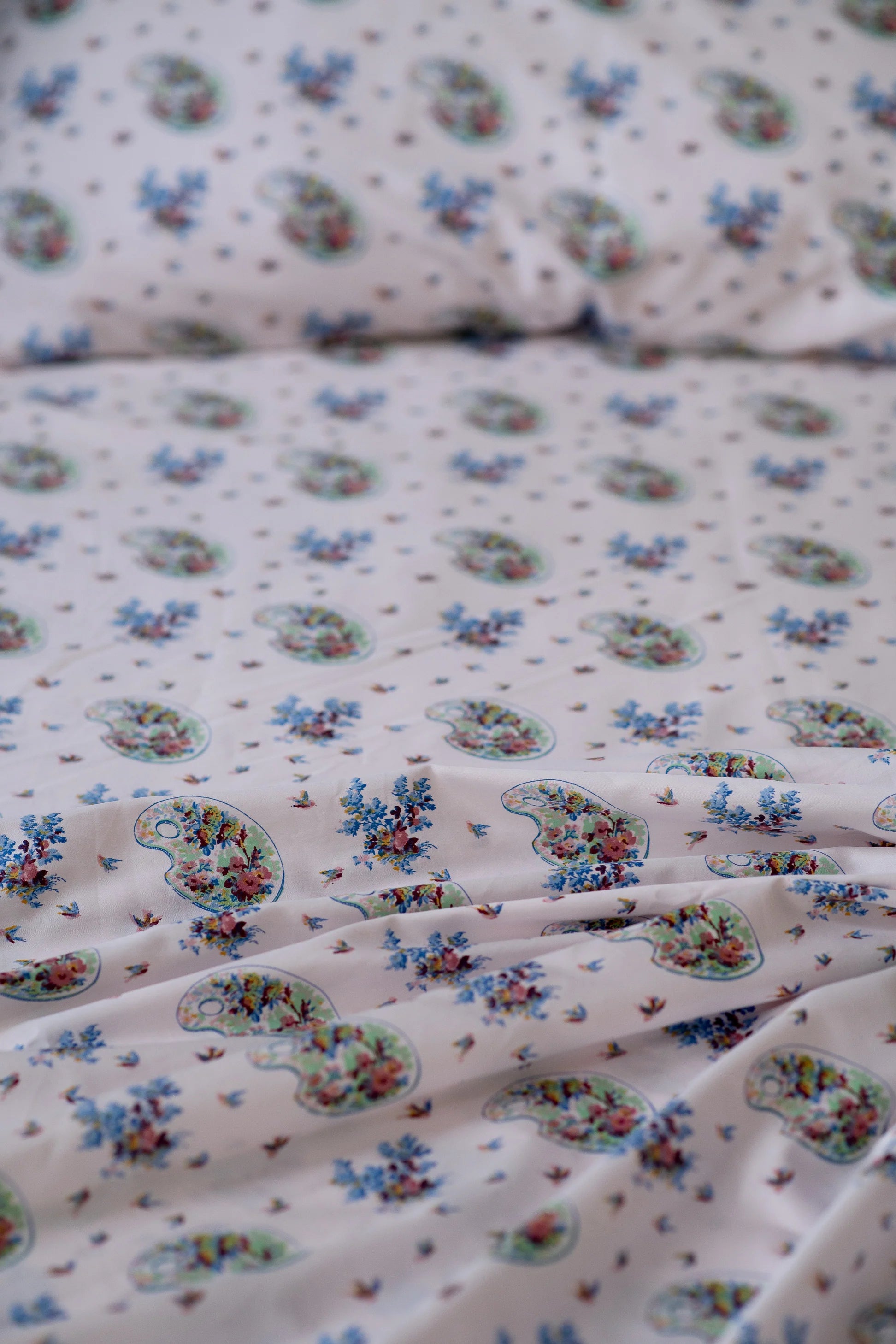 Palettes & Swallows Sheet Set