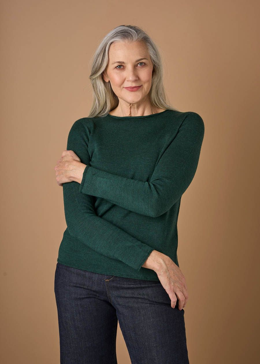 Uimi Phoebe Jersey Crew Top in Hunter