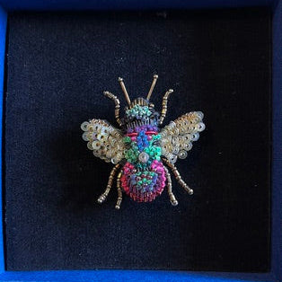 Trovelore Embellished Brooch Pin Rainbow Bee