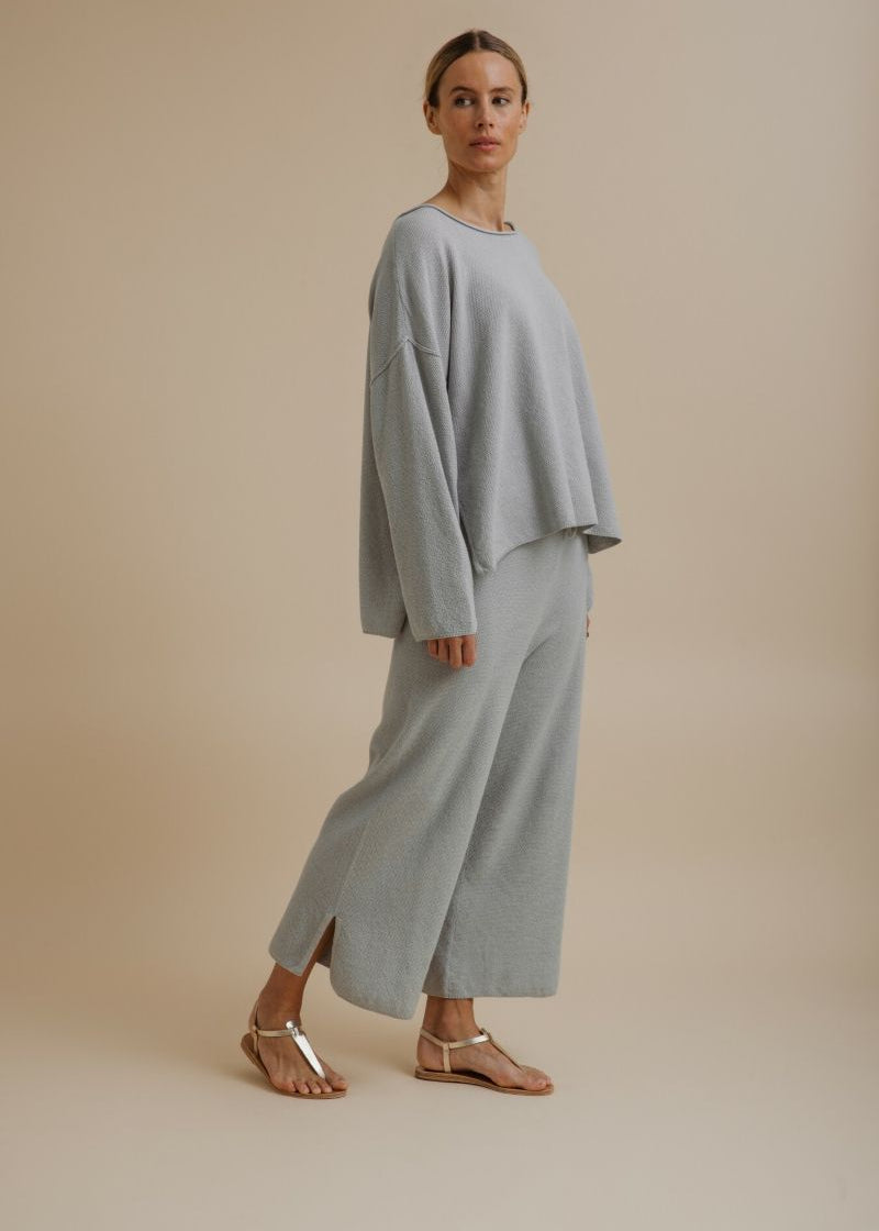 RetreatPullover_Sky_2.jpg