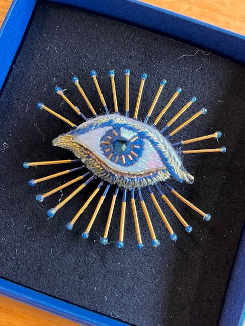 Trovelore Sea Mystic Eye Brooch Pin