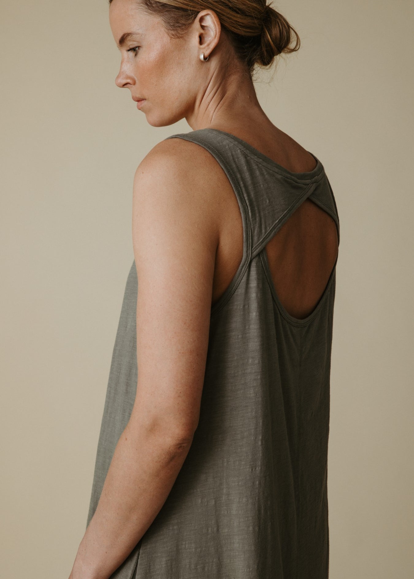ShorelineBreezeDress-Olive-back.jpg
