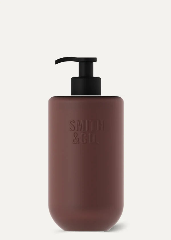 Smith_Co_Black-Oud-_-Saffron_Lotion_1_74698175-d45a-40e1-b87c-af8b0066db07.webp