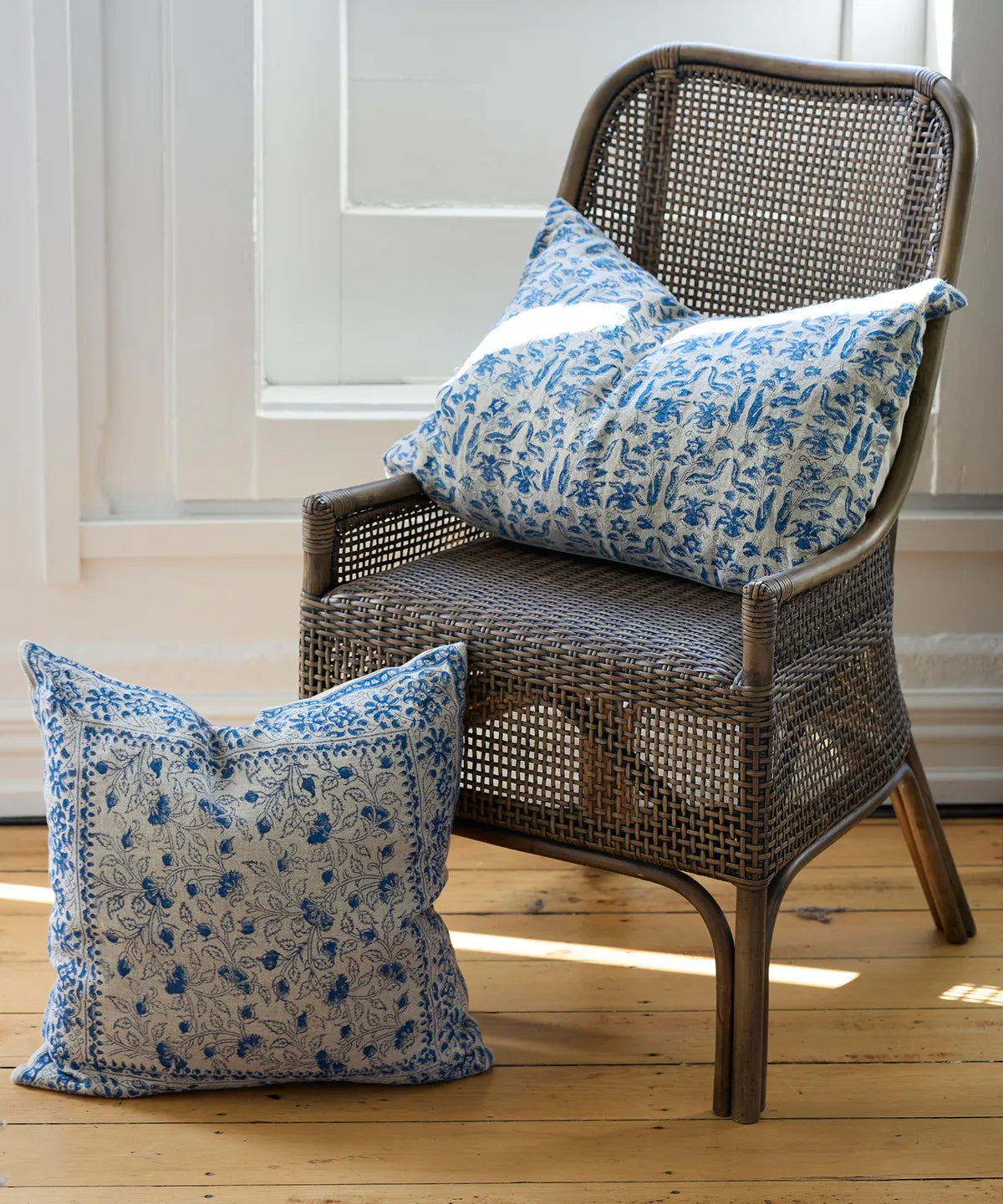 SofiaFloralAzureCushion-FrenchCountry.webp