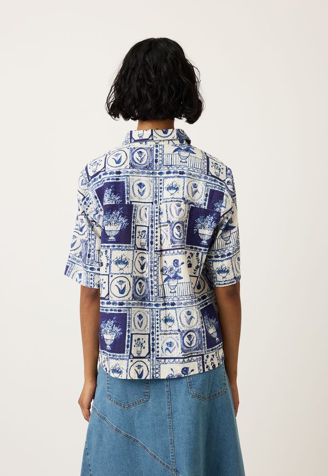 Summer Shirt- Lyon Tile