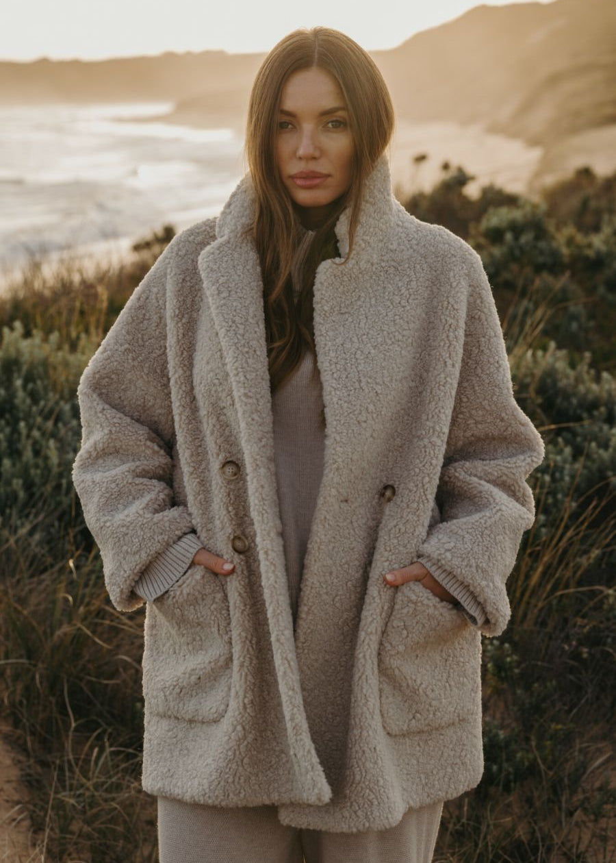 Talamaya Polar Faux Fur Coat in Amarath