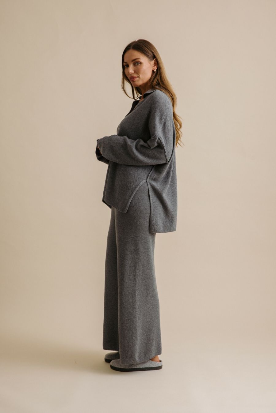 Winter Retreat Collar Pullover- Ash