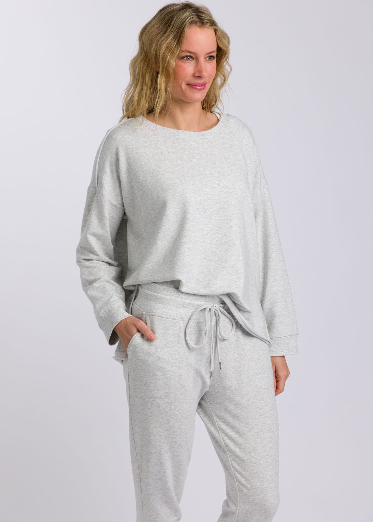 Talamaya Heavenly Fleece Jogger in Silver Marle