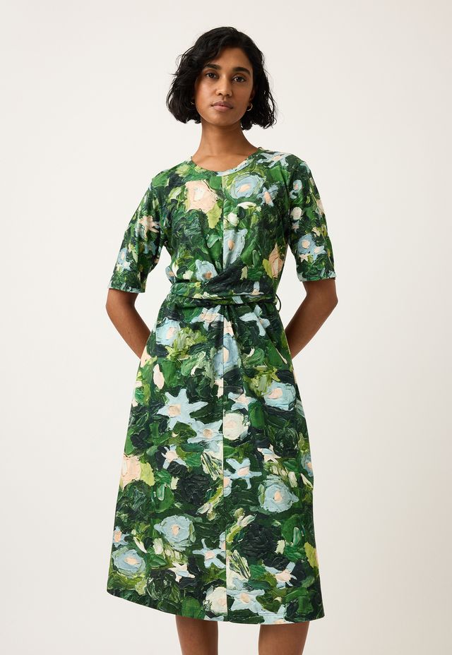Nancybird Terra Short Sleeve Wrap Dress in Garden Print