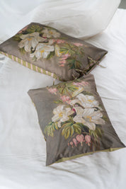 Lazybones Tiger Lilies Set of 2 Pillowcases