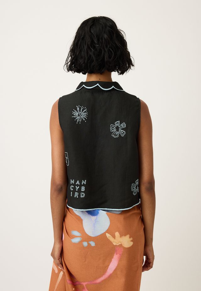 Tuva Vest- Charcoal Embroidered
