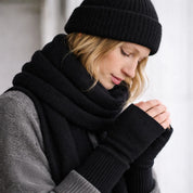 Julia Mittens- Cashmere Blend