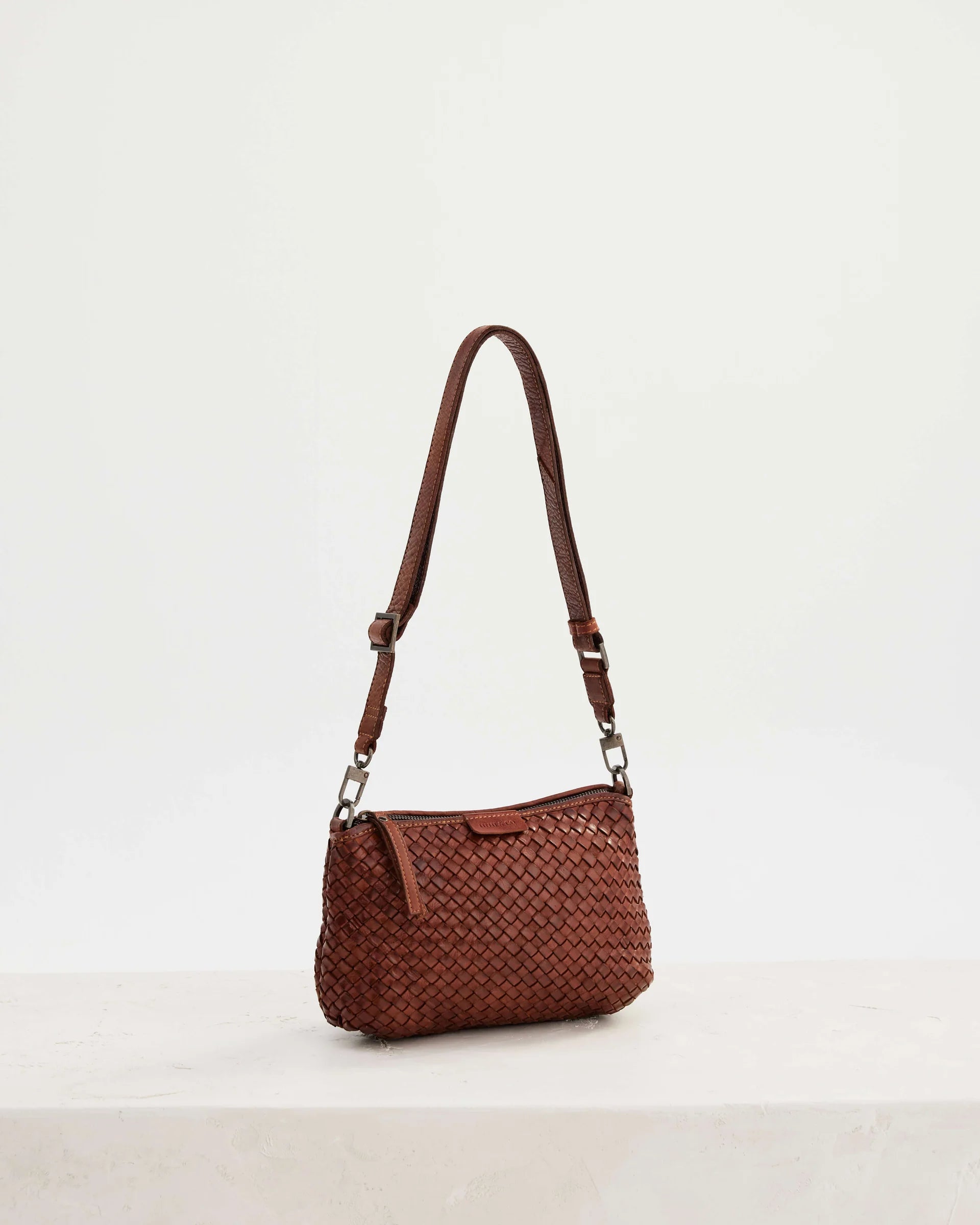JuJu & Co Basque Crossbody Leather Bag in Amber