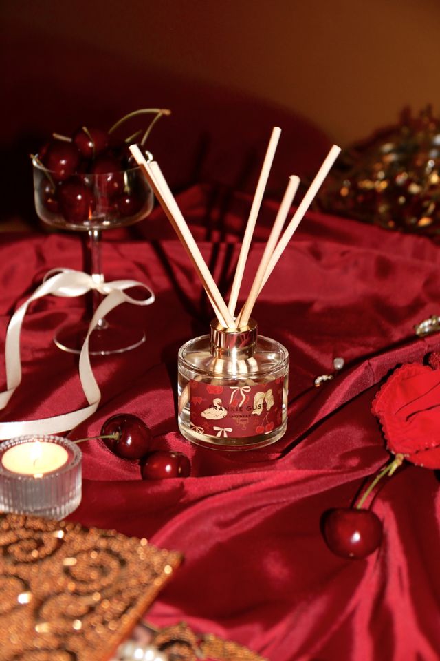 Art Series Candle/Diffuser- Young Hearts