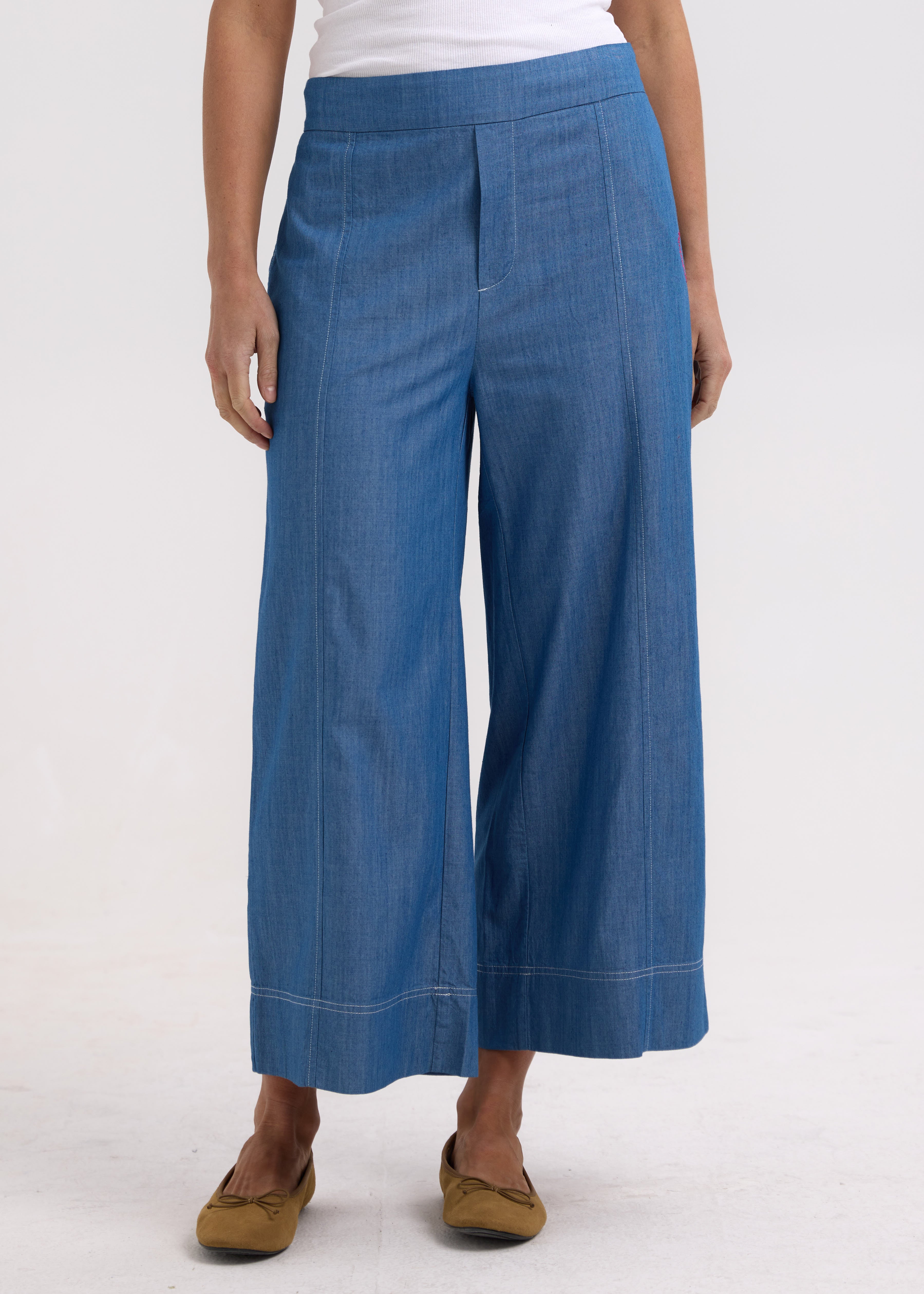 Zaket & Plover Washed Denim Pants