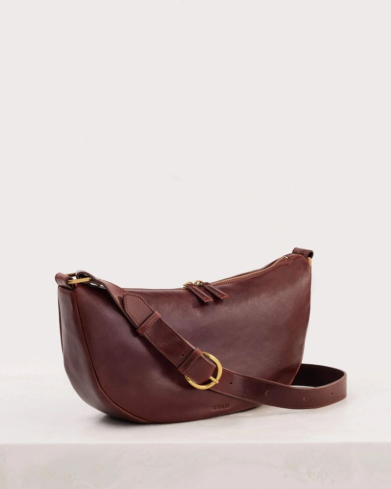 Juju & Co Crescent Sling in Maple