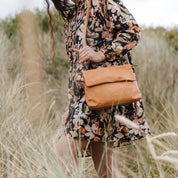 Dusky Robin Delphi Bag in Tan