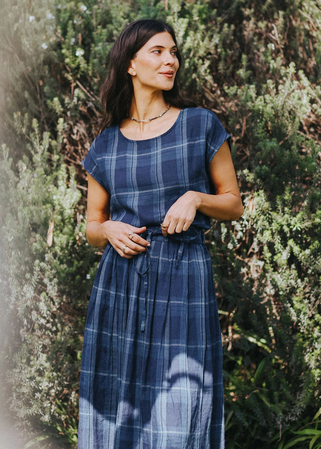montaigne-amelie-linen-skirt-blue-check1.webp