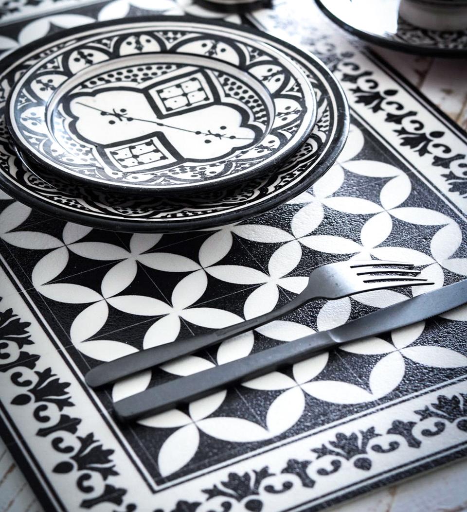BeijaFlor-SofiB_W-Placemat.jpg