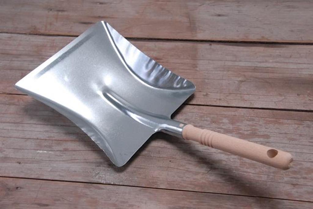 Galvanised Metal Dustpan with Wooden Handle