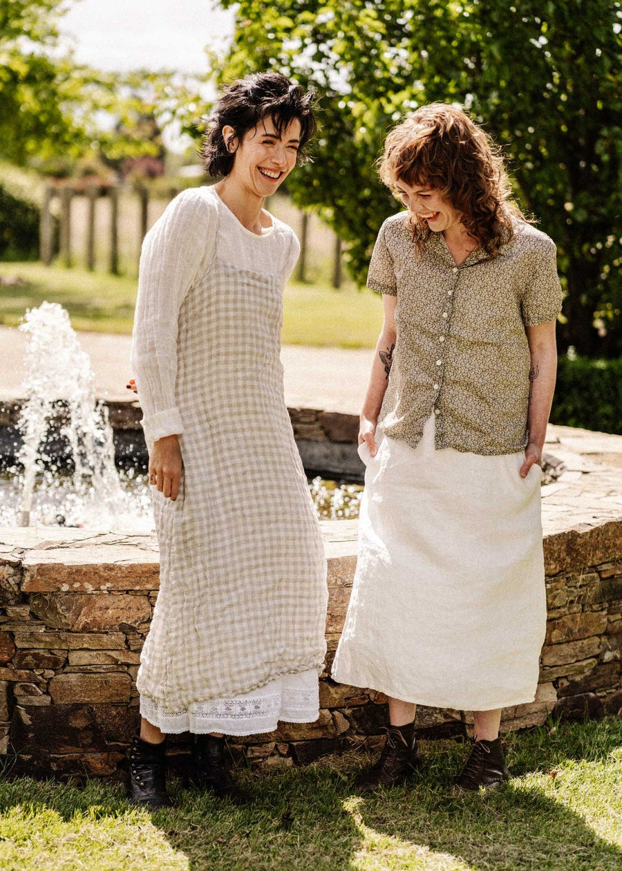 MettaMelbourne-CliffShirt-OlivePepper2_4ad4b367-1df0-467a-a551-6dd348bcfa7e.jpg